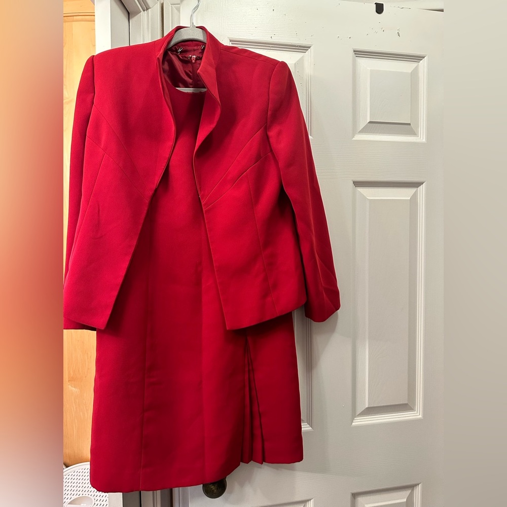 Stunning Calvin Klein dress suit